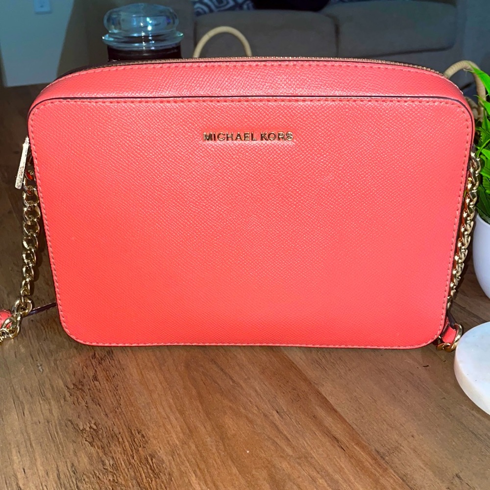 Pink Michael Kors Crossbody Purse